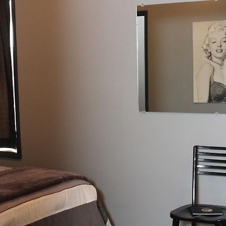 וואלאס Lux Rooms מראה חיצוני תמונה